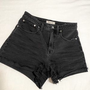 Black Madewell Curvy high-rise denim shorts 27